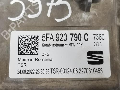 Instrument cluster CUPRA LEON Sportstourer (KL8, KU8, KUD) 1.4 e-HYBRID | BP13034460C47 