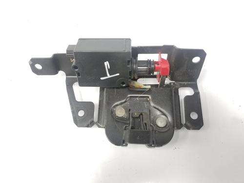 Used Tailgate lock BMW X3 (E83) 2.0 d (150 hp) 8895781