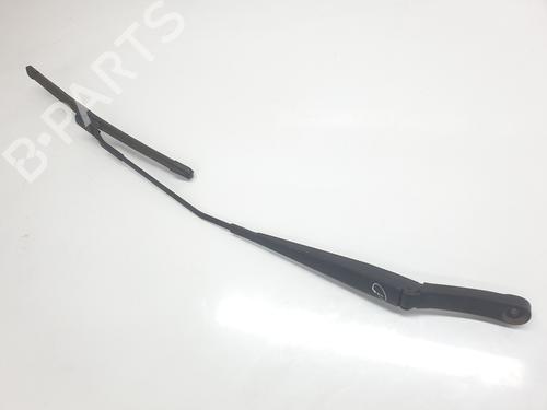 Used Front windshield wiper arm SKODA FABIA III Estate (NJ5) 1.2 TSI (90 hp) 28799418