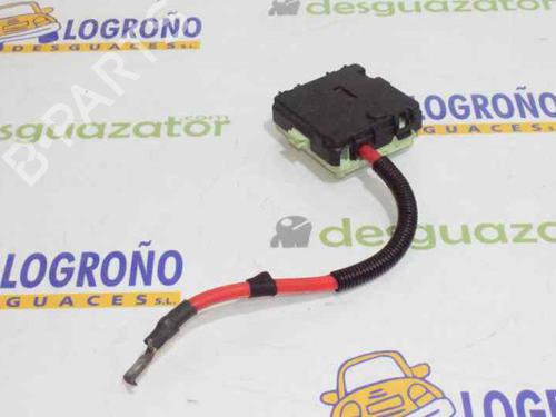 Fuse box BMW X3 (E83) 2.0 d | BP783767E1 