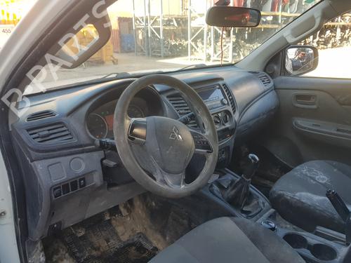 Right front window switch MITSUBISHI L200 / TRITON (KJ_, KK_, KL_) 2.4 DI-D 4WD (KJ0T) | BP32521664I26 - Image 26