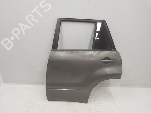 Puerta trasera izquierda Puerta trasera izquierda SUZUKI GRAND VITARA II (JT, TE, TD) 1.9 DDiS (JB419WD, JB419XD) (129 hp) 37155143 37155143