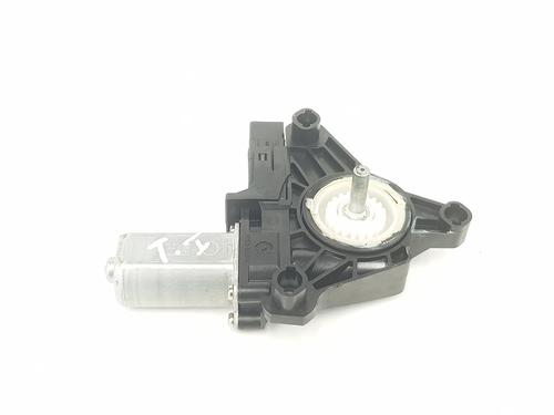 Used Left rear window motor VOLVO V40 Hatchback (525) D2 (120 hp) 10720656