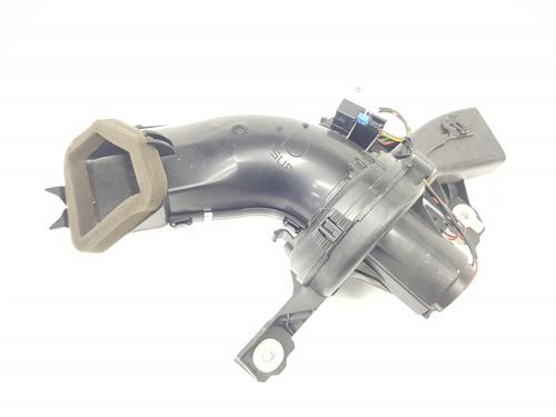 Used Heater blower motor PEUGEOT 5008 (0U_, 0E_) 1.6 HDi (112 hp) 16828798