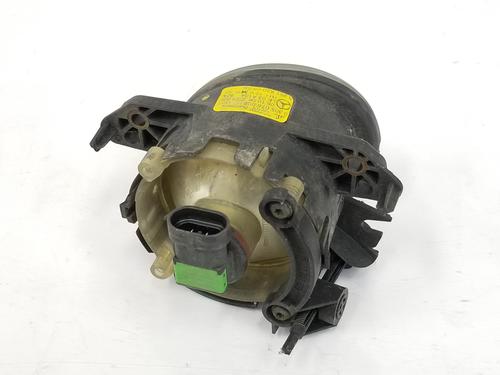 Right front fog light MERCEDES-BENZ CLS (C219) CLS 320 CDI (219.322) | BP11977868C31 