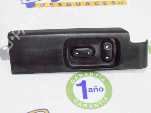Used Right front window switch LAND ROVER FREELANDER I (L314) 2.0 Td4 4x4 (109 hp) 1364036