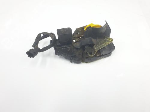 Used Rear left lock KIA CARENS II MPV (FJ) [2002-2013]  27280066