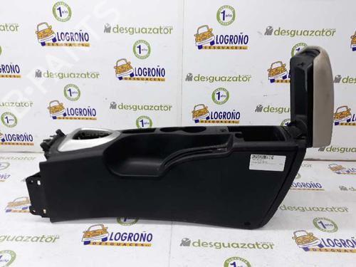 Armrest / Center console NISSAN QASHQAI / QASHQAI +2 I (J10, NJ10, JJ10E) 2.0 dCi All-wheel Drive | BP7896232I20 