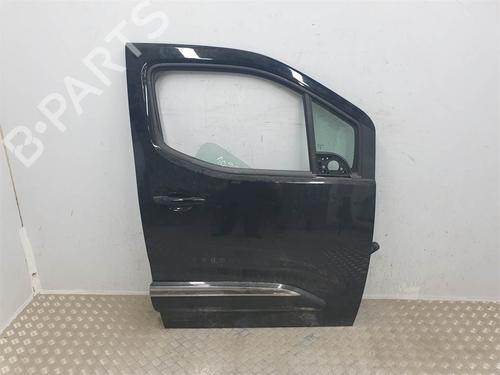 Used Right front door Right front door 38445490 38445490