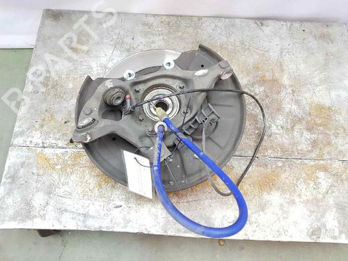 Used Left rear steering knuckle MERCEDES-BENZ GLK-CLASS (X204) 220 CDI (204.902) (170 hp) 5621288