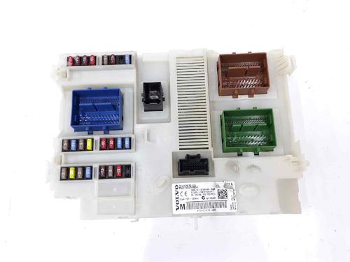 Used Fuse box VOLVO XC60 I SUV (156) D4 (190 hp) 4727350