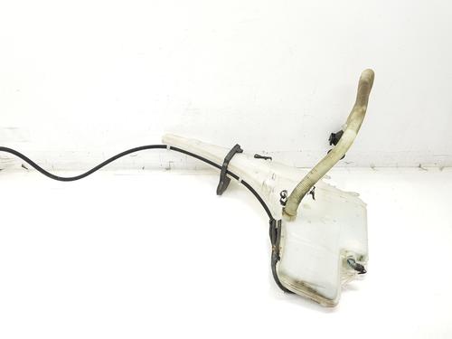 Used Windscreen washer tank BMW X1 (E84) sDrive 18 d (143 hp) 29967581