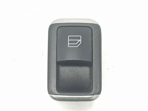 Used Right front window switch MERCEDES-BENZ CLA Shooting Brake (X117) CLA 200 CDI / d (117.908) (136 hp) 11217357