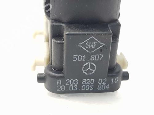 Right front window switch MERCEDES-BENZ C-CLASS (W203) C 220 CDI (203.006) | BP3382521I26 