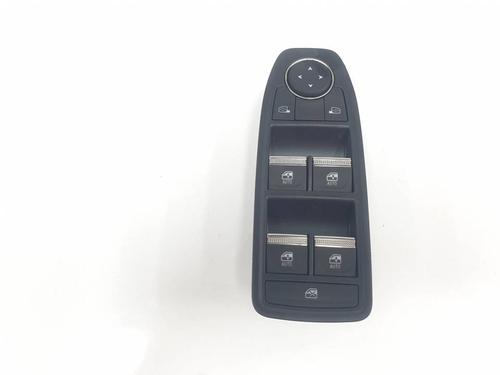 venstre-fortil-elrude-kontakt-renault-captur-ii-hf_-2020-39100402 main image