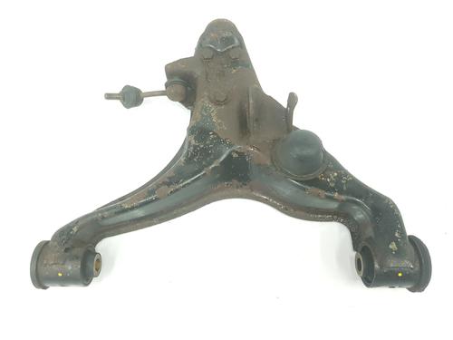 Used Right front suspension arm MITSUBISHI PAJERO III (V7_W, V6_W) 3.2 Di-D (V68W) (160 hp) 13753494