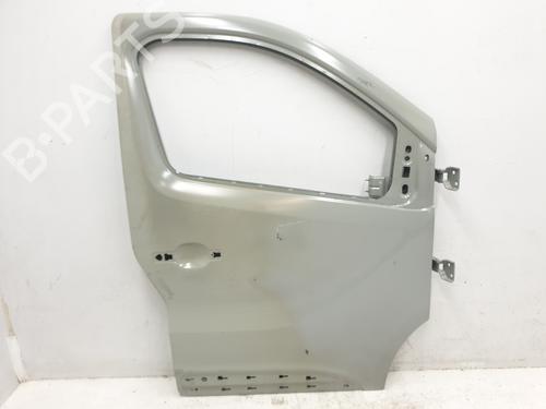 Used Right front door RENAULT TRAFIC III Bus (JG_) [2014-2025]  21003586