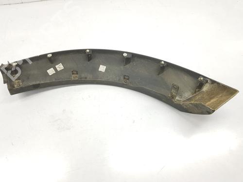 Rear right wheel arch trim LAND ROVER DISCOVERY III (L319) 2.7 TD 4x4 | BP8049639C137