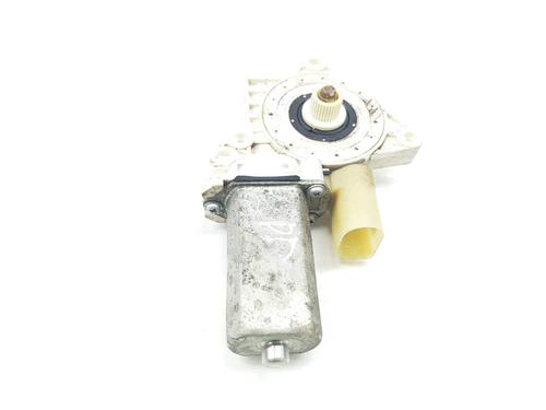 Right front window motor BMW 1 (E87) 118 d | BP38970588E20 - Image 2