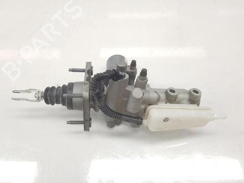 Used Brake master cylinder NISSAN NV200 / EVALIA Bus e-NV (ME0M) (109 hp) 11353042