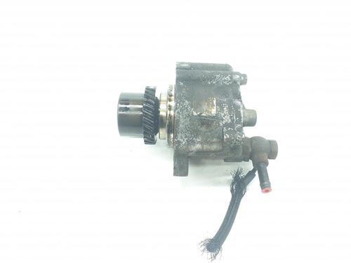 Used Vacuum pump TOYOTA LAND CRUISER 90 (_J9_) 3.0 D-4D 4WD (KDJ90_, KDJ95_, KDJ90W, KDJ95W) (163 hp) 18112402