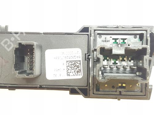 Warning switch DACIA SPRING EV (B6M1) | BP39191606I22  - Image 7