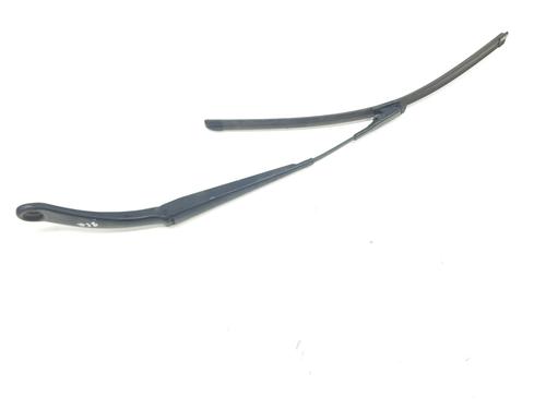 Used Front windshield wiper arm MERCEDES-BENZ CLA Coupe (C117) CLA 220 CDI / d (117.303) (170 hp) 20195896