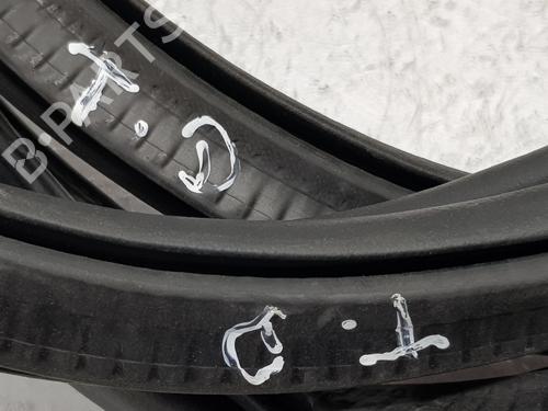 Rubber door seal SEAT IBIZA V (KJ1, KJG) 1.0 TSI | BP15584913C142