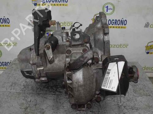 Used Gearbox CHRYSLER VOYAGER II (ES) 2.5 i (101 hp) 2710637