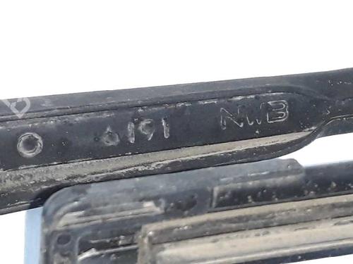 Front windshield wiper arm MITSUBISHI PAJERO III (V7_W, V6_W) 3.2 Di-D (V68W, V78W) | BP5015490C143 