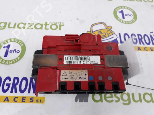 Used Fuse box BMW X5 (E70) 3.0 d (235 hp) 1740415