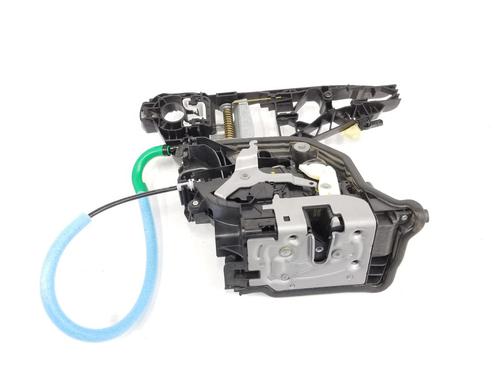 Used Front right lock BMW X1 (F48) xDrive 18 d (150 hp) 10414137