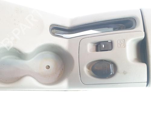 Armrest / Center console MITSUBISHI L200 / TRITON (KA_T, KB_T) 2.5 DI-D 4WD (KB4T) | BP10079681I20 