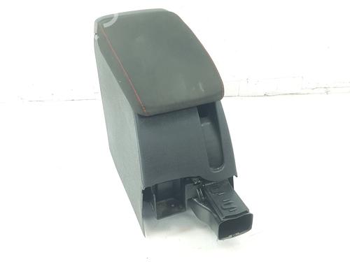 Armrest / Center console VW GOLF VI (5K1) 2.0 GTi | BP13695787I20 