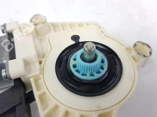 Right front window motor MERCEDES-BENZ B-CLASS Sports Tourer (W245) B 180 CDI (245.207) | BP6824828E20 
