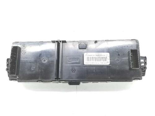 Climate control RENAULT SCÉNIC III (JZ0/1_) 1.6 dCi (JZ00, JZ12) | BP8004684I5 