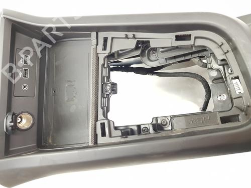 Armrest / Center console RENAULT ARKANA I (LCM_, LDN_) 1.3 TCe 140 (LDN0) | BP33861072I20  - Image 6