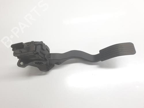 Pedal PEUGEOT 208 I (CA_, CC_) 1.2 VTI 82 (82 hp) 30932605