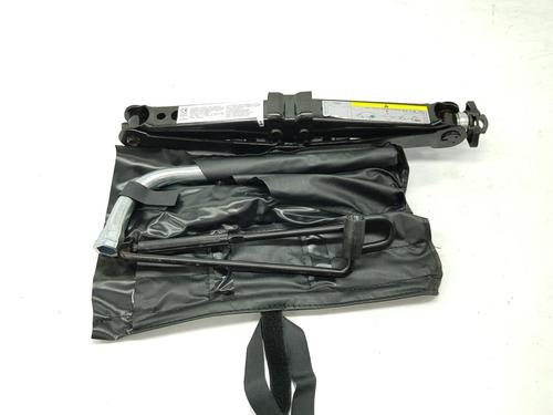 Reservehjul kit AUDI A3 Sportback (8VA, 8VF) 1.6 TDI (115 hp) 15510463