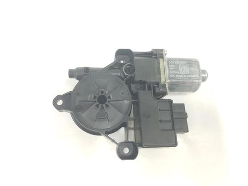 Right rear window motor SEAT ARONA (KJ7, KJP) 1.0 TSI | BP12144148E22 