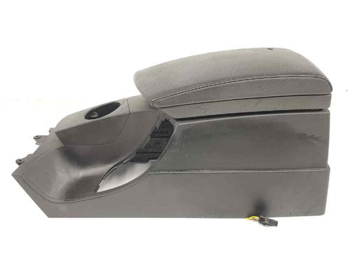 Used Armrest / Center console Armrest / Center console BMW X3 (E83) 3.0 d (204 hp) 7152919 7152919