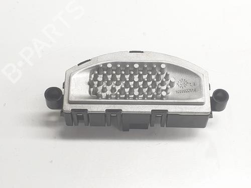 Varmeblæsermodstand VW CRAFTER Van (SY_, SX_) 2.0 TDI FWD (SYB, SYC, SYD) (140 hp) 31173789