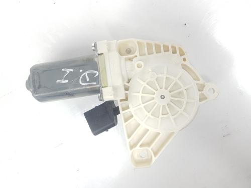 Used Left front window motor MERCEDES-BENZ CLA Coupe (C117) CLA 200 CDI (117.301) (136 hp) 7205762