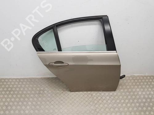 Dør højre bagtil Dør højre bagtil 38923031 38923031