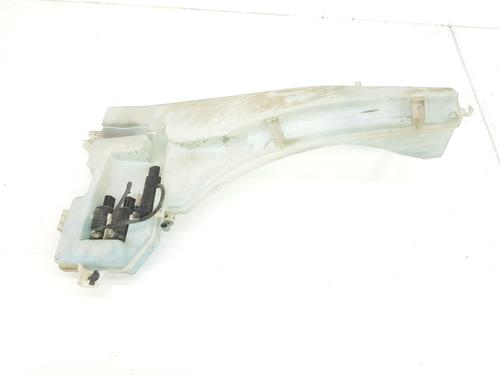Used Windscreen washer tank BMW X5 (E70) xDrive 30 d (211 hp) 8356457