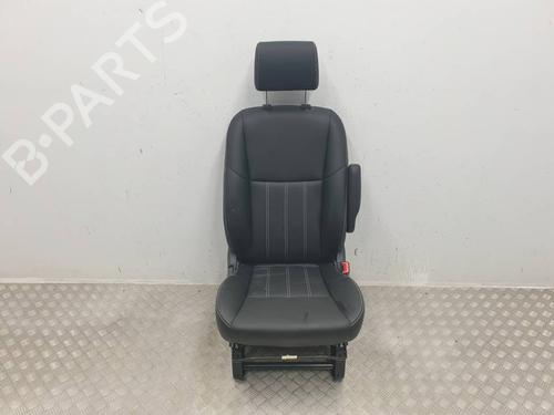 Stol høyre foran Stol høyre foran 38930245 38930245