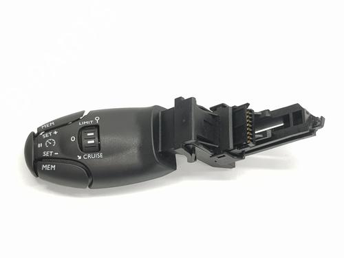 Used Steering wheel controls PEUGEOT 3008 II SUV (MC_, MR_, MJ_, M4_) 1.5 BlueHDi 130 (131 hp) 20323560