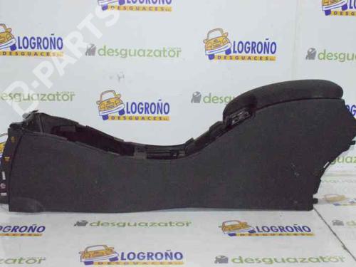 Used Armrest / Center console Armrest / Center console RENAULT MEGANE III Hatchback (BZ0/1_, B3_) [2008-2026] 7894418 7894418