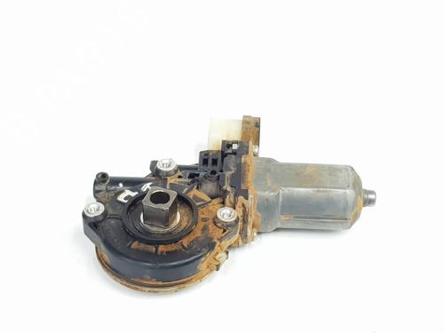 Rudehejsemotor bagstkærm højre MITSUBISHI PAJERO IV (V8_W, V9_W) 3.2 DI-D 4WD (165 hp) 26660670