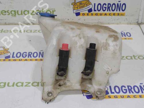 Used Windscreen washer tank LAND ROVER DEFENDER Station Wagon (L316) 2.5 Td5 4x4 (L316) (122 hp) 7420504